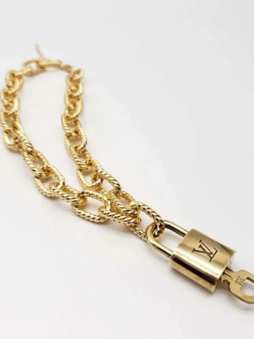 Authentic Louis Vuitton Gold Lock & Key 🔐 Unbranded Gold Plated Necklace